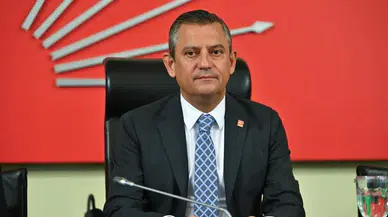 Özgür Özel, CHP Grup Başkanı seçildi