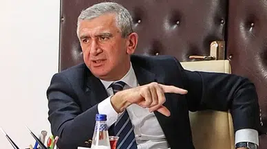 Düzce’de rüşvet operasyonu: CHP’li Akçakoca Belediye Başkanı Fikret Albayrak gözaltına alındı