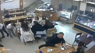 Bursa’da nefes borusuna yemek kaçan küçük kızı restoran çalışanı kurtardı