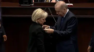 CHP'den istifa eden İstanbul Milletvekili Nimet Özdemir AK Parti’ye katıldı