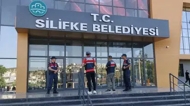 CHP'li Silifke Belediyesine operasyon: Başkan dahil çok sayıda isim gözaltında