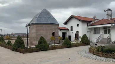Ateşbaz-ı Veli türbesinde asırlık tuz geleneği sürüyor