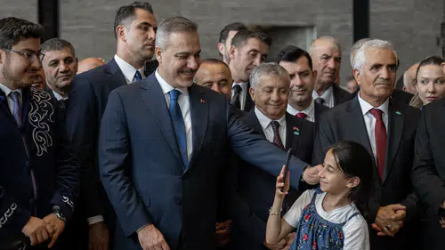Bakan Fidan, Ahıska Türkleri'nin haklı davasını anlatan serginin açılışına katıldı