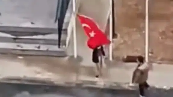 Elazığ’da iki küçük yürekten büyük vefa