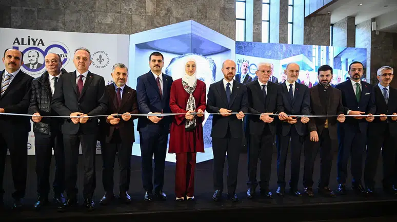 “Aliya 100 Yaşında” sergisi AKM’de törenle açıldı