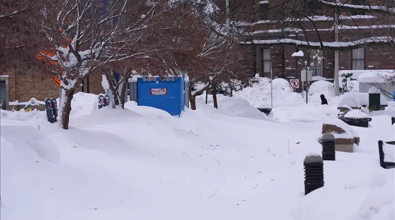 ABD'de kar fırtınası: 2 bin 500 uçuş iptal edildi