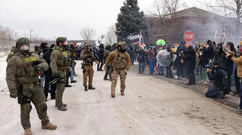 Pentagon'un Minnesota'ya gönderilmek üzere 1500 askere hazırlık emri verdiği öne sürüldü