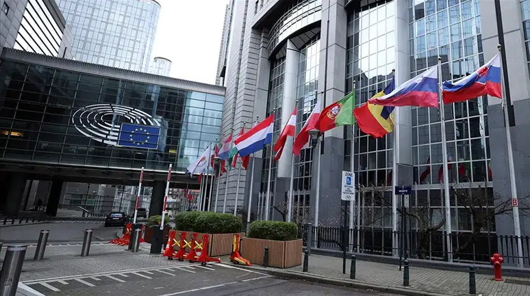 Avrupa Parlamentosu, AB-ABD ticaret anlaşmasını onaylamama kararı aldı