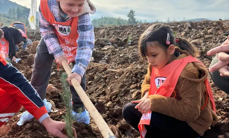 Muğla'da 20 bin fidan “81 İlde 81 Orman” projesiyle hayat buluyor