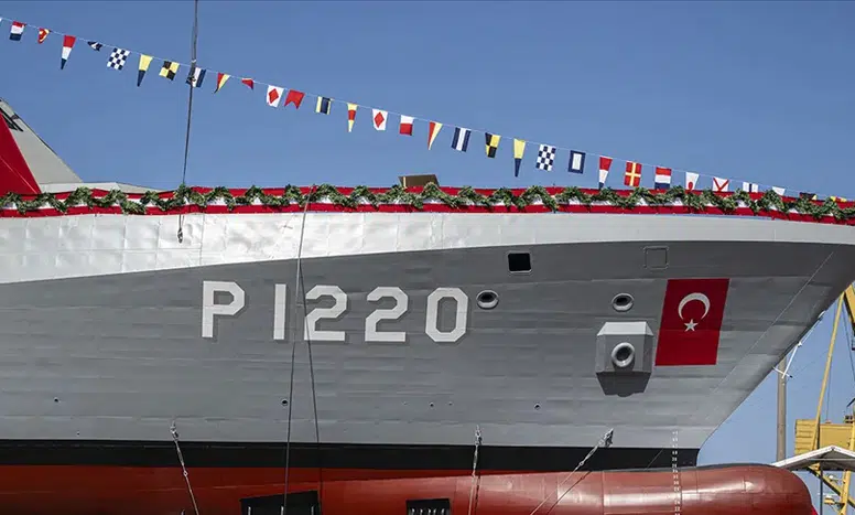 Türkiye ilk kez NATO ve AB üyesi bir ülkeye savaş gemisi sattı