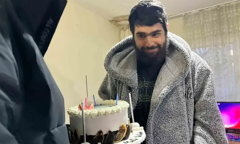 Depremin ardından hayattan kopmuştu: 25. yaşını yıllar sonra ilk kez kutladı