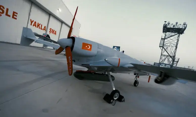BAYKAR’dan dünyayı şaşırtan test: K2 Kamikaze İHA sürü uçuşunda