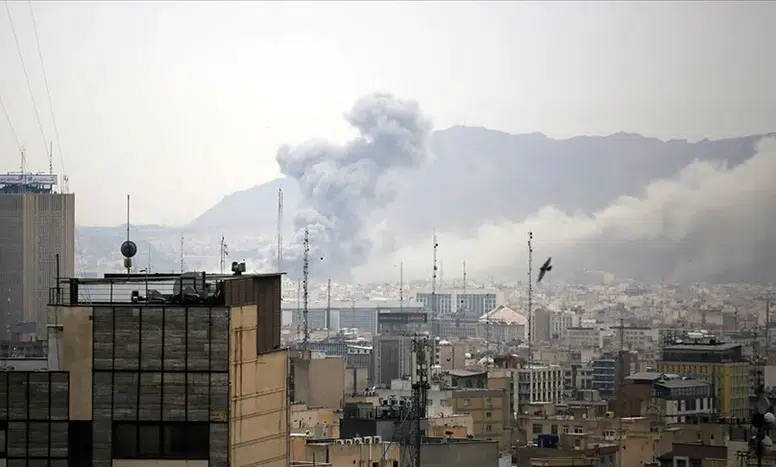 İran'da sivil yıkım: 5 yaş altı 66 çocuk hayatını kaybetti