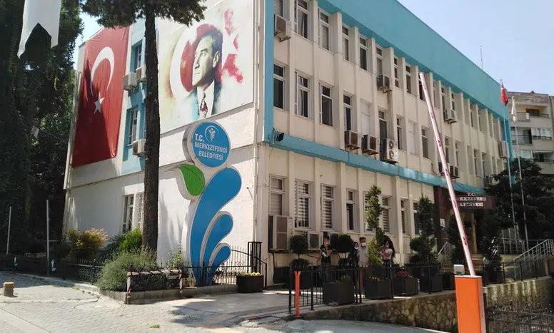 CHP’li Denizli Merkezefendi Belediyesine "rüşvet" operasyonu: Belediye Başkan Yardımcısı gözaltında