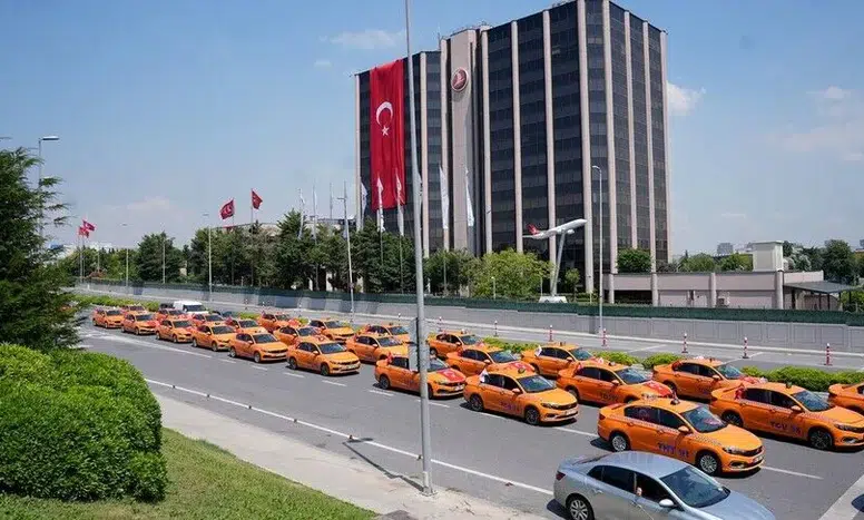 İstanbul’da 253 taksiyle 15 Temmuz konvoyu