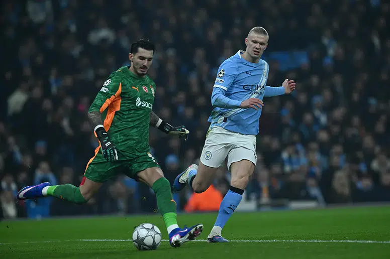 Galatasaray, UEFA Şampiyonlar Ligi'nde play-off turuna yükseldi