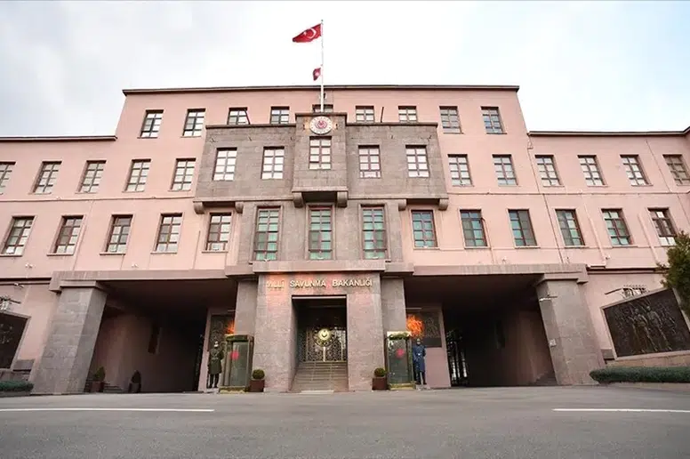 MSB: “Yunanistan'ın Ege Denizi'ndeki uluslararası hukuka aykırı faaliyetlerine ilişkin seyir duyurularımız süresizdir”