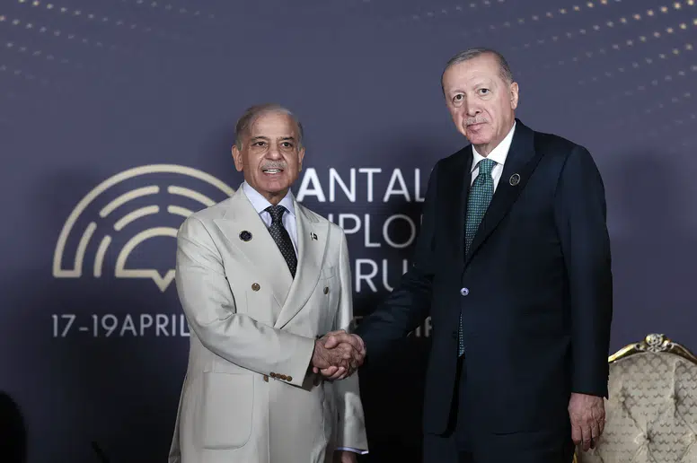 Cumhurbaşkanı Erdoğan'dan Antalya'da yoğun diplomasi trafiği