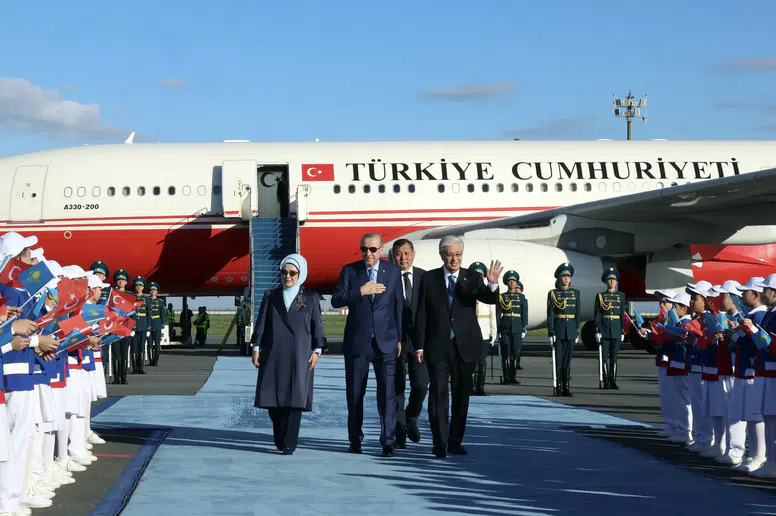 Cumhurbaşkanı Erdoğan: "Kazakistan ziyaretimizi başarıyla tamamladık"