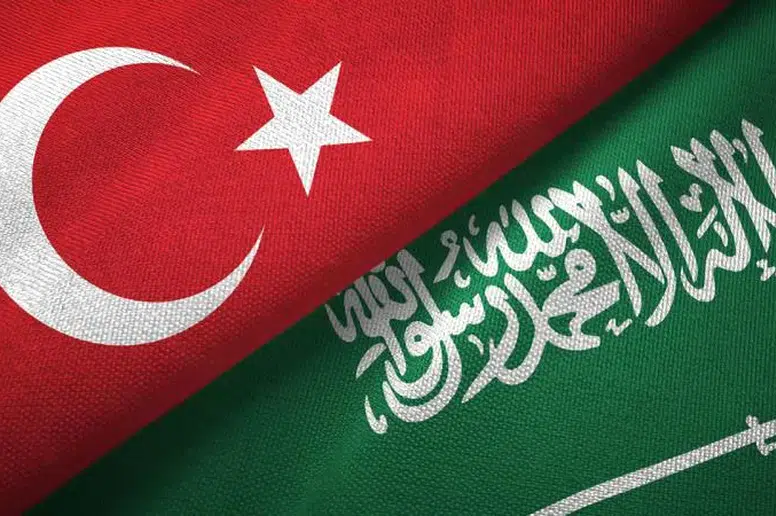 Türkiye ile Suudi Arabistan arasında vize muafiyeti anlaşması yürürlüğe girdi