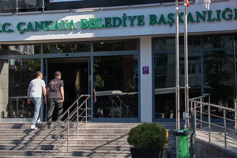 CHP’li Çankaya Belediye Başkanı Hüseyin Can Güner’in de aralarında bulunduğu 24 kişi tutuklandı
