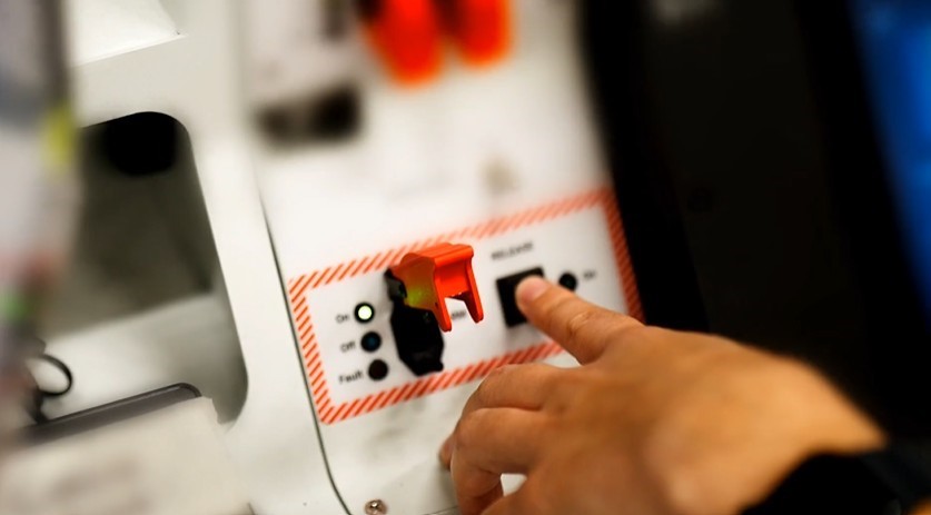 aselsandan-tolun-f-tek-sortide-cift-vurus-tam-isabet